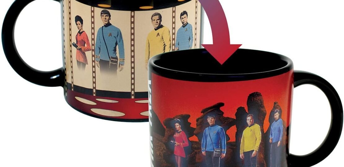 Star Trek Transporter Heat Changing Mug – Add Coffee or Tea and Kirk, Spock, McCoy and Uhura Appear on the Planet’s Surface – Comes in a Fun Box,14 oz